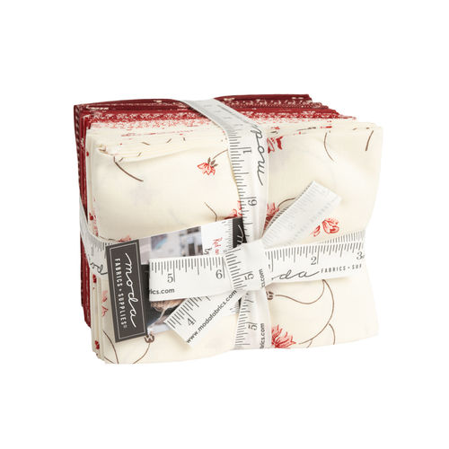 Red and White Gatherings Fat Quarter Bundle